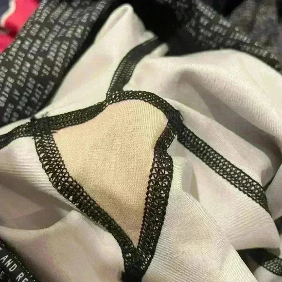 Lululemon 6 Pace Rival Crops Sea wheeze Coded Manifesto Tight Pockets RARE - Picture 7 of 7